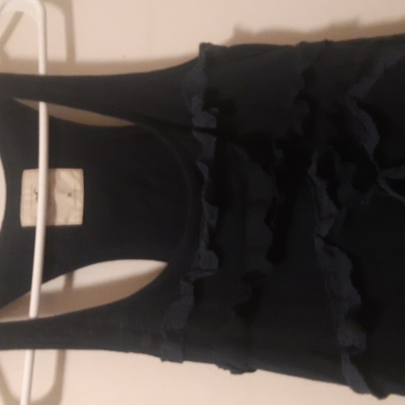 Hollister size m women's tank. - Picture 5 of 5